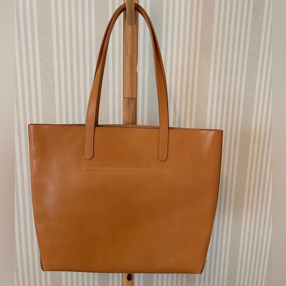 The Stowe London Tan Leather Tote Bag. Travel Work Bag - Picture 10 of 13